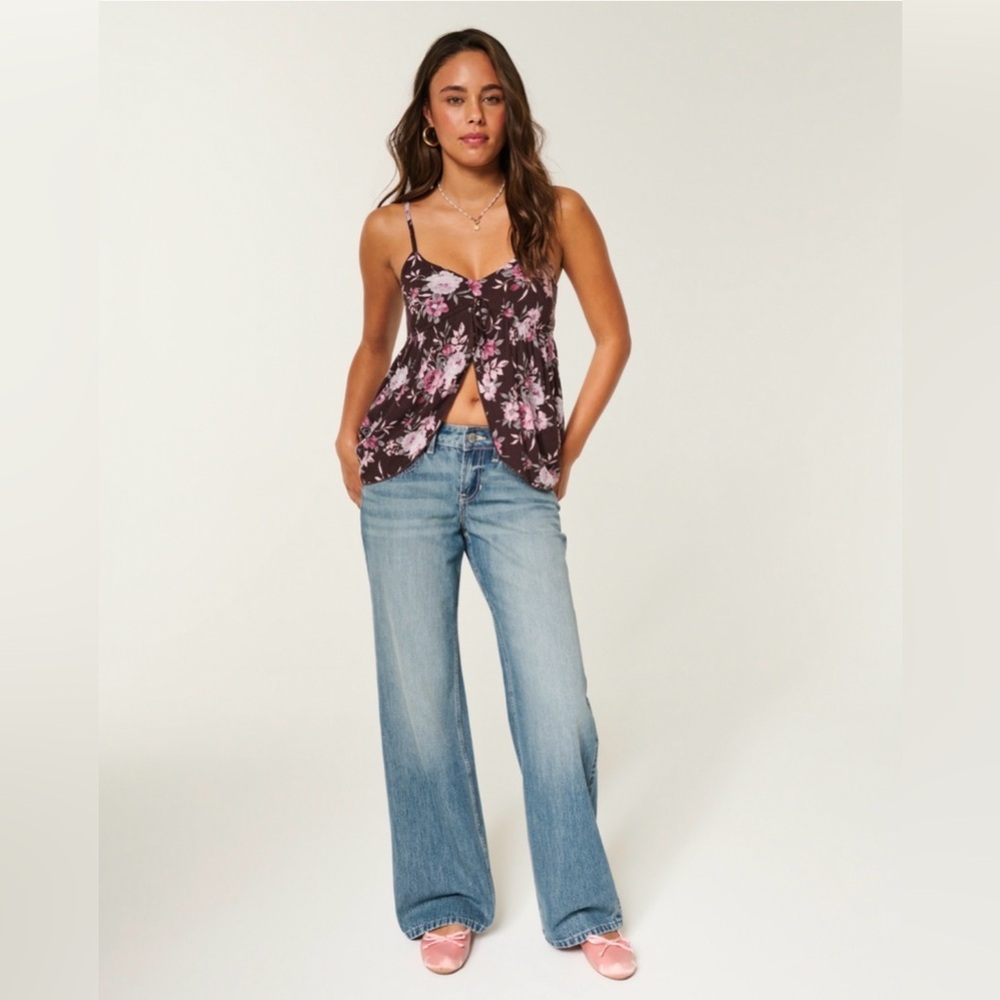 Hollister Low-Rise Baggy Medium Wash Jeans